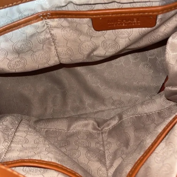 Handbag - Picture 4 of 4